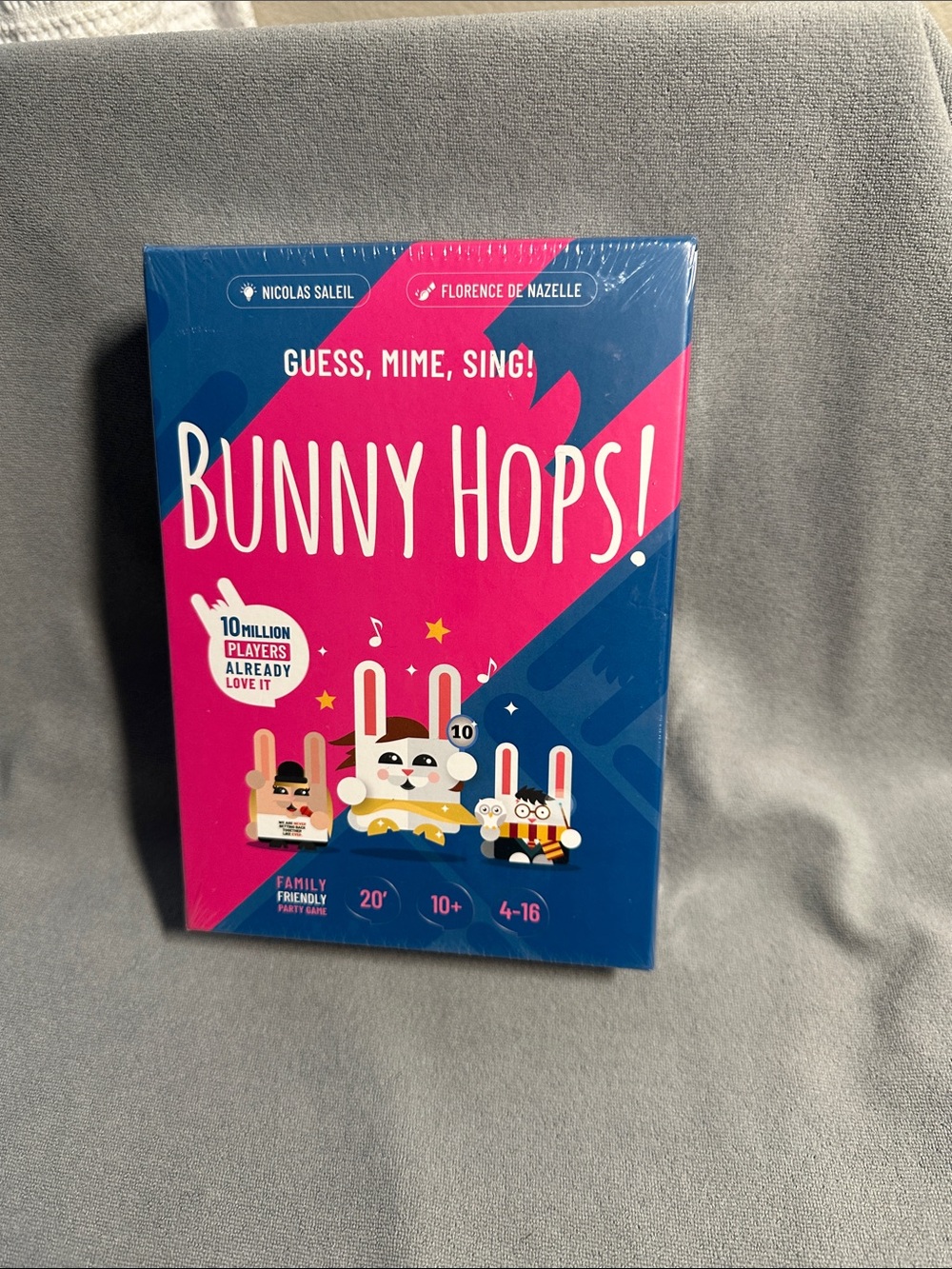Bunny Hops family friendly card game NWT